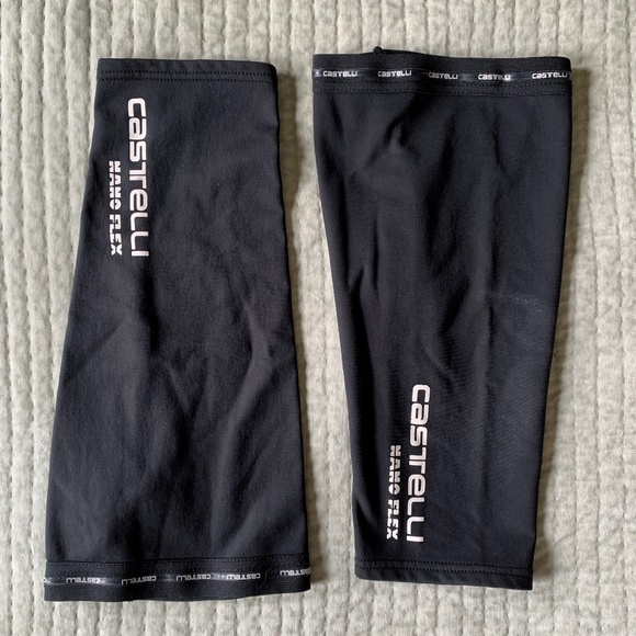 Castelli cycling Nano Flex Knee Warmers, fleece-lined, Black size L, pre-owned - Picture 1 of 7